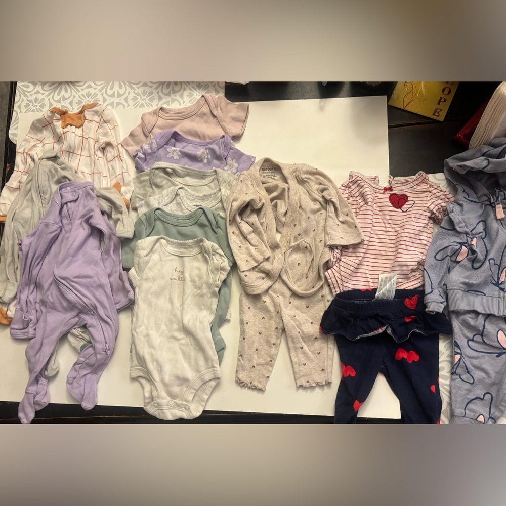Bundle Lot 15ea Carter's Neutral Heart Knit One-Piece Set — Beige/White/Pastel